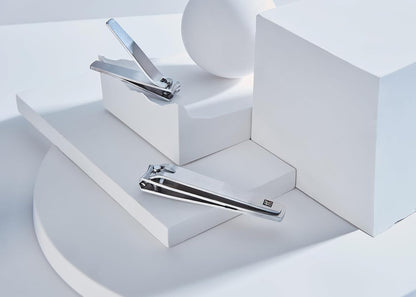 ZWILLING Nagelknipser (Für Fingernägel und Fußnägel, starke Hebelwirkung, leicht gebogene Schneide, hypoallergen), Premium, Silber, 60 mm